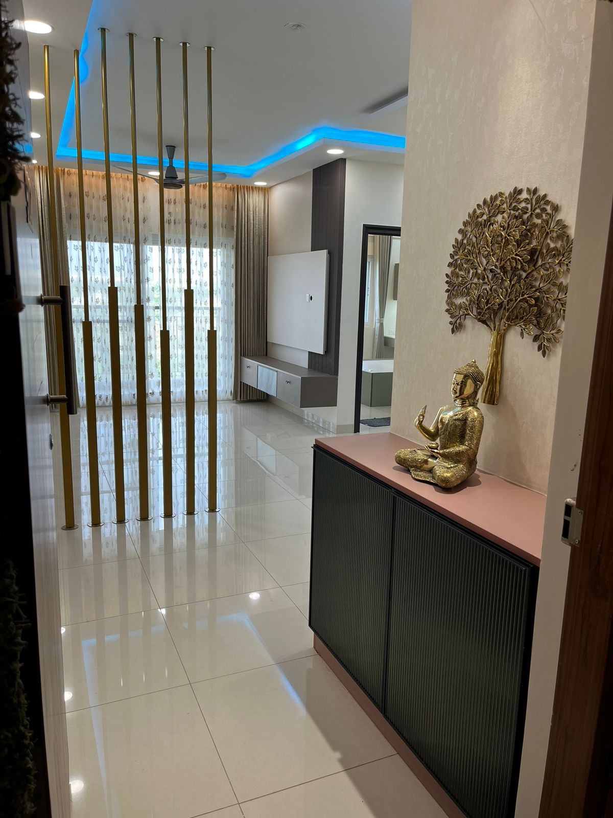 Elegant Entrance Area with Modern and Traditional Elements in Bengaluru | Material Depot