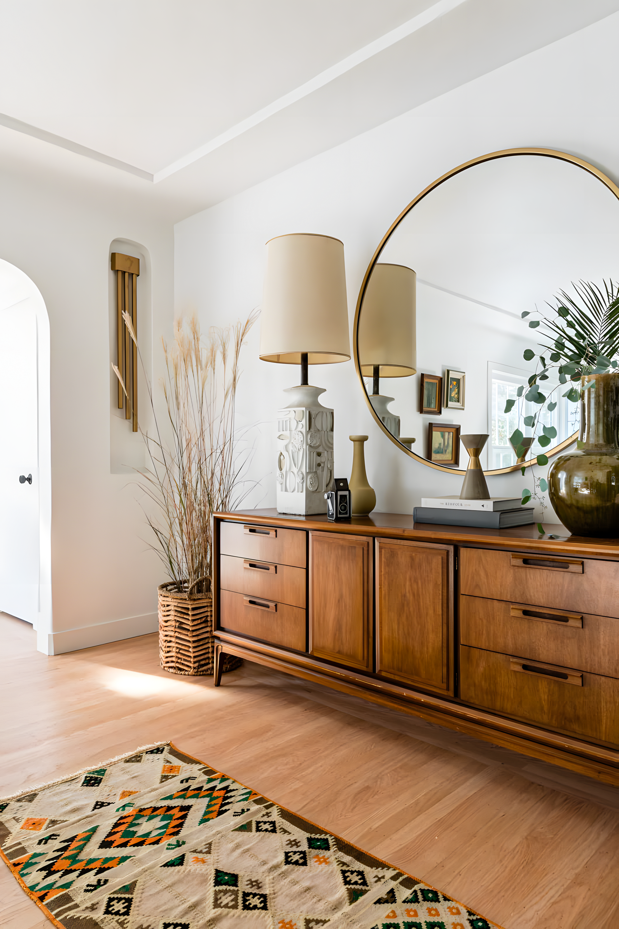 Mid-Century Modern Entryway with Warm Wood Tones | Material Depot