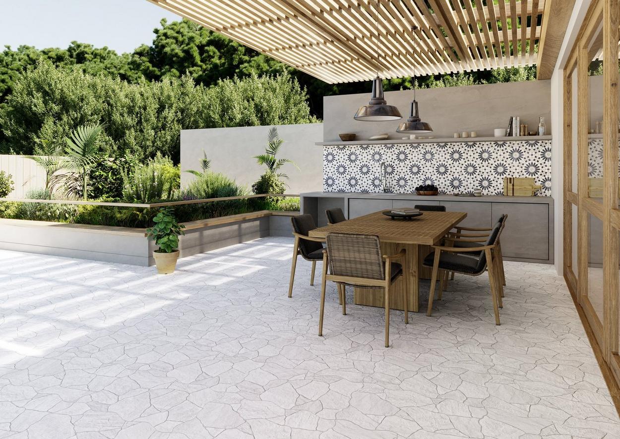 Outdoor place with patterned tiles