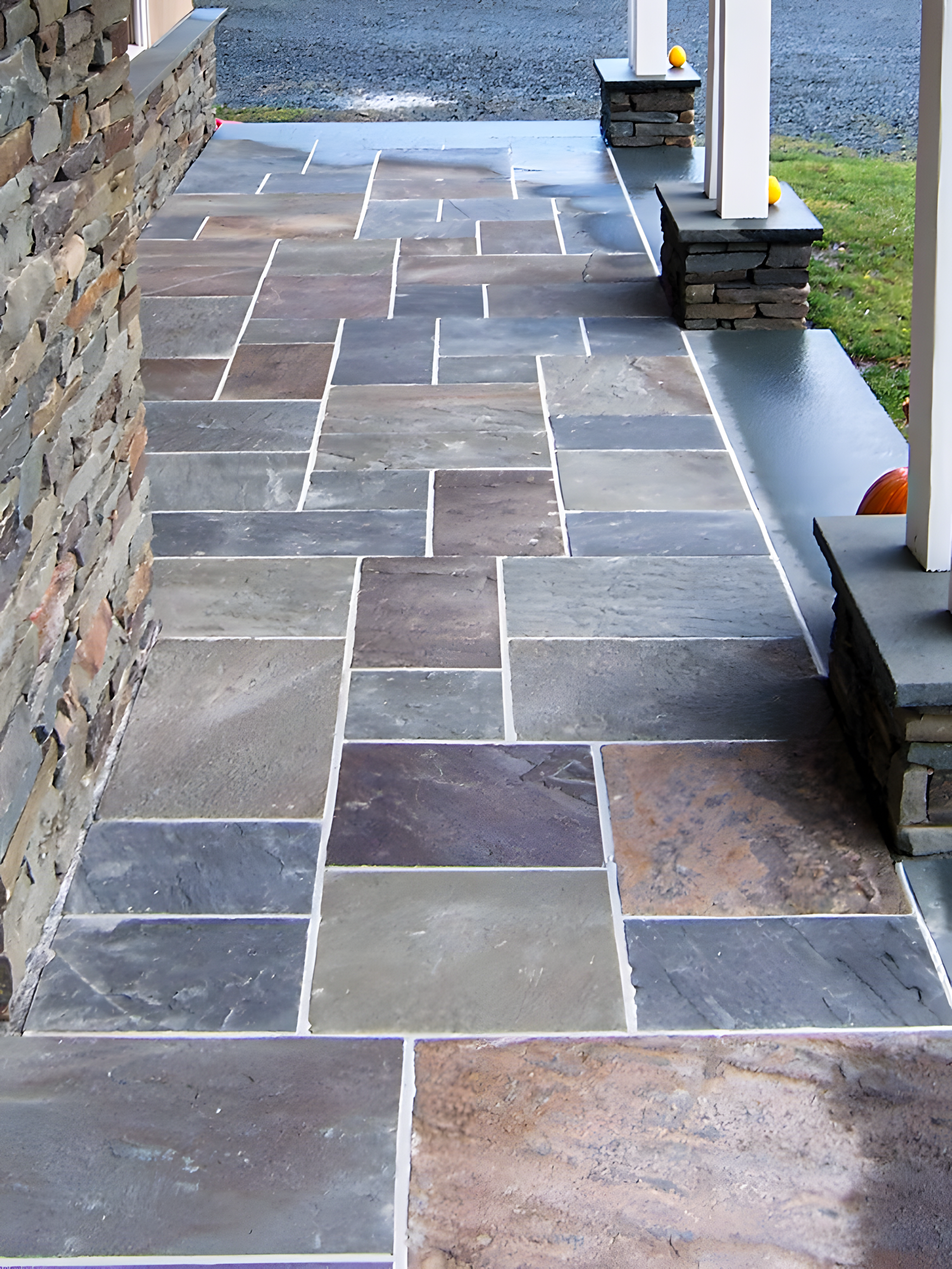 Rustic Patio with Natural Stone Flagstone | Material Depot