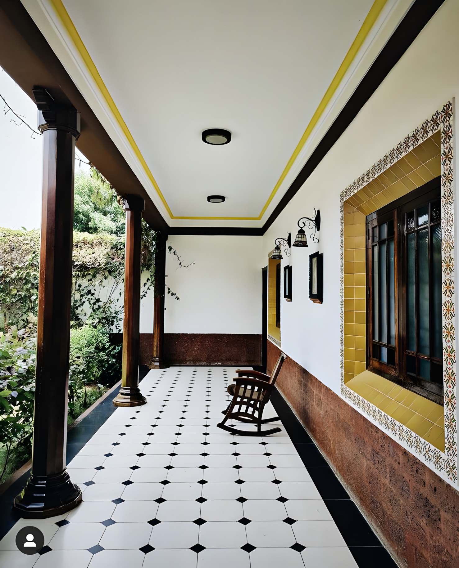 Traditional Indian Verandah with Black and White Tiles | Material Depot